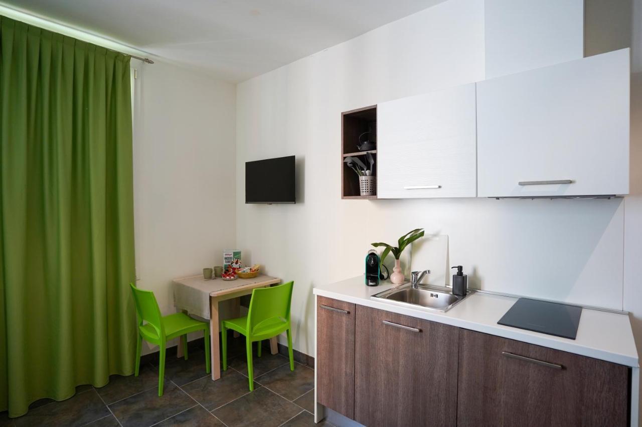 Bnbook Residence Matteotti Novara Exterior photo